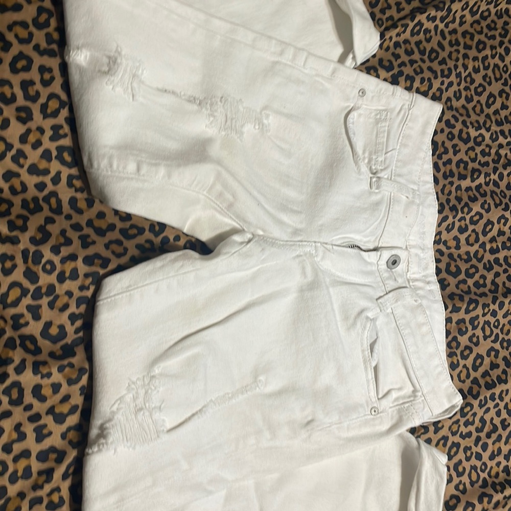 White Arizona juniors capris jean size 0